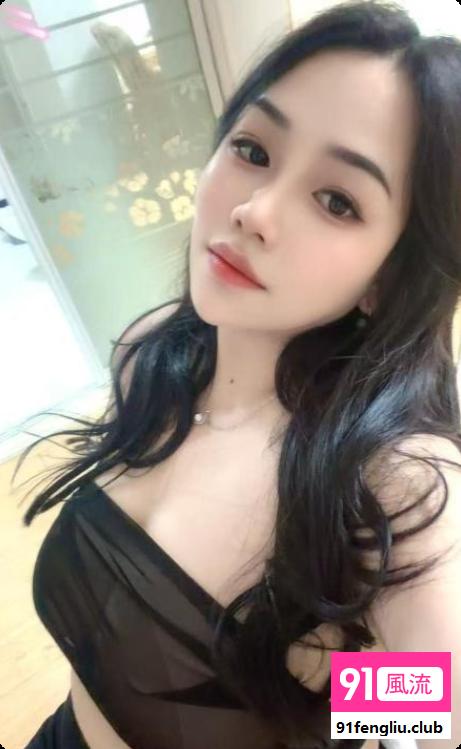 胸特大的爆乳御姐